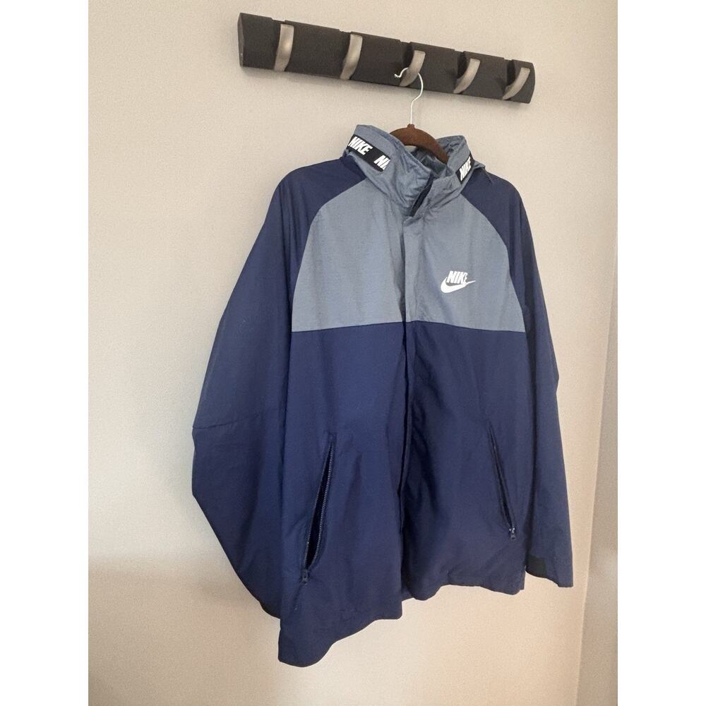 Nike Lightweight Windrunner Polyester Hooded Jack… - image 2